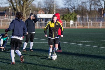 Bild 31 - Frauen SG Holstein Sued - SV Gruenweiss-Siebenbaeumen : Ergebnis: 0:2